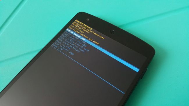 Fotografía - [Android M Feature Spotlight] New Recovery Android vous permet d'appliquer les mises à jour depuis la carte SD, Vue de récupération des journaux et Mount / Système